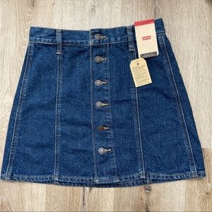 Nwt Levi’s Women A Line Button Front Denim Skirt